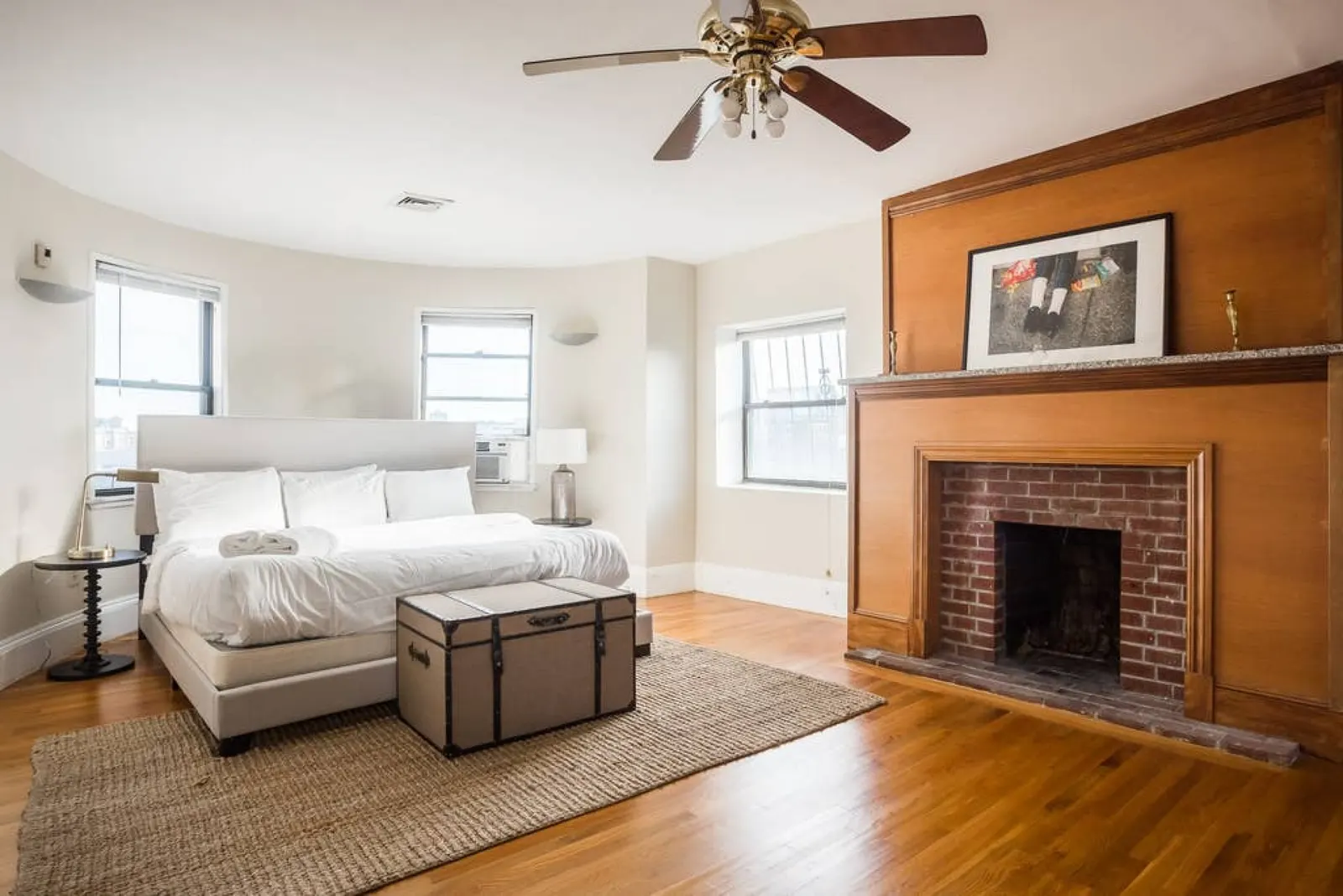 Luxury 4BR 3.5BA in Fenway w/ Laundry & Roof Deck! 13