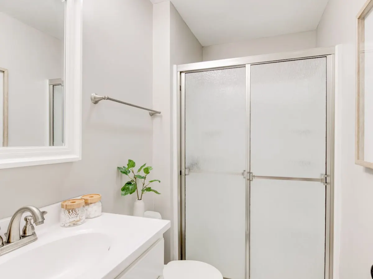 Cozy 1-Bedroom Retreat ~ New Remodel, Fast Wi-Fi 14