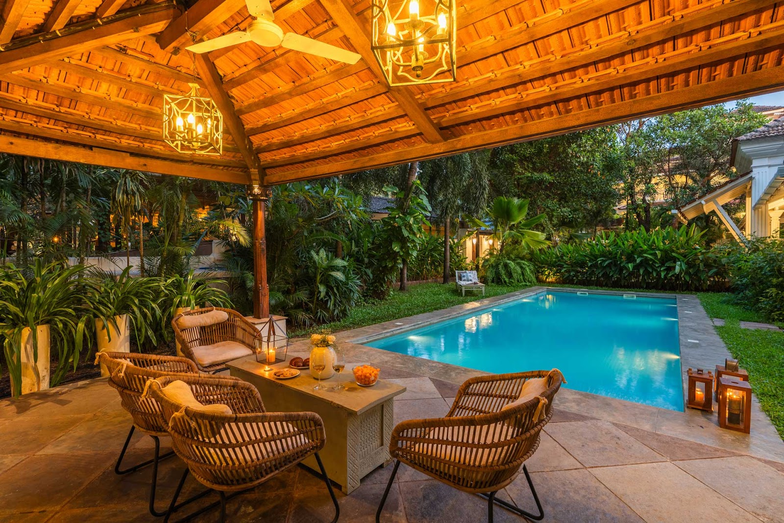 7BHK+ Portuguese Tale+Pvt Pool+Lawn@ Assagao 3