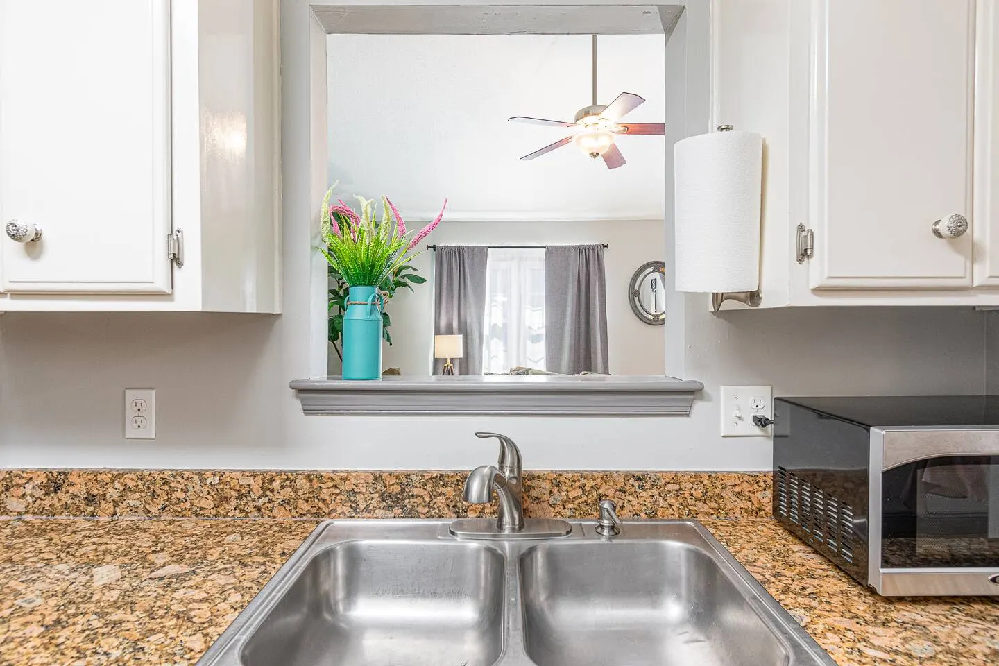 Hampton Condo Near Buckroe Beach | Dogs OK — photo 4