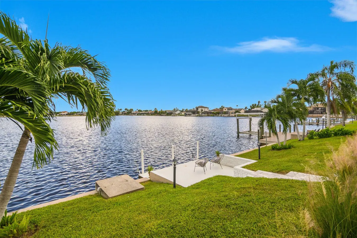 The Waterfront Fishing Retreat 19