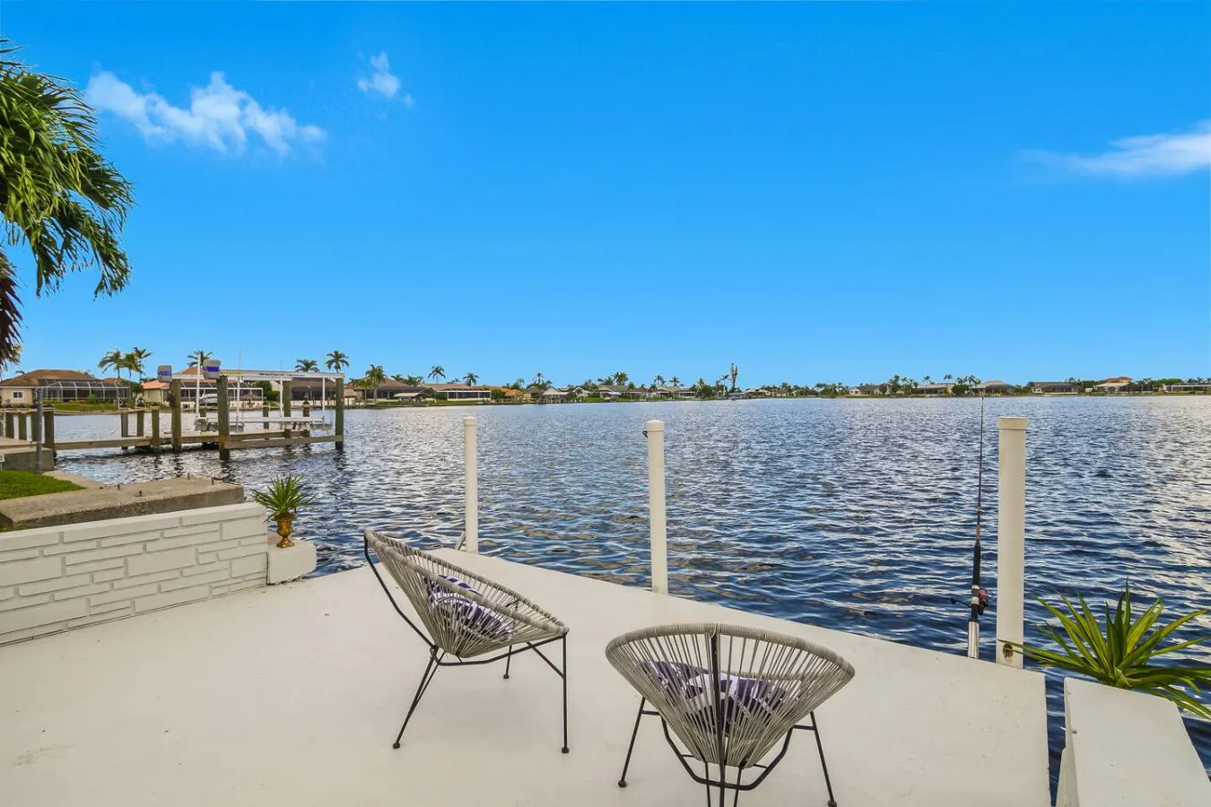 The Waterfront Fishing Retreat 20
