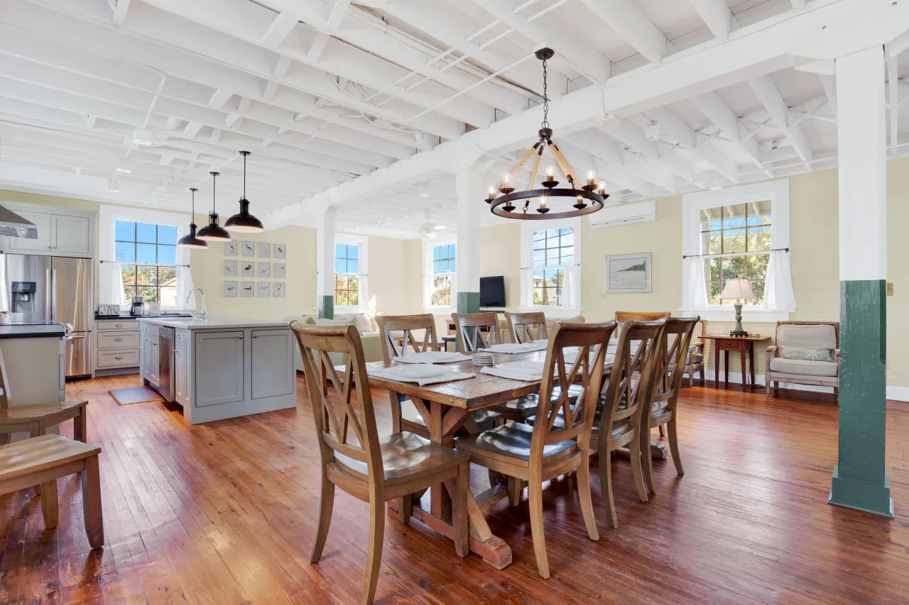 Historic Quarters at the Commissary Unit 3 11
