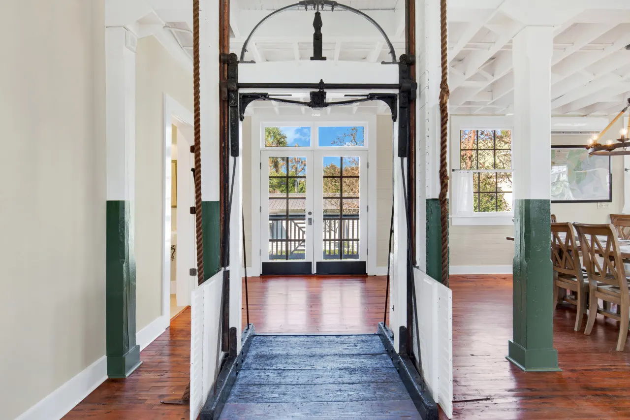 Historic Quarters at the Commissary Unit 3 13