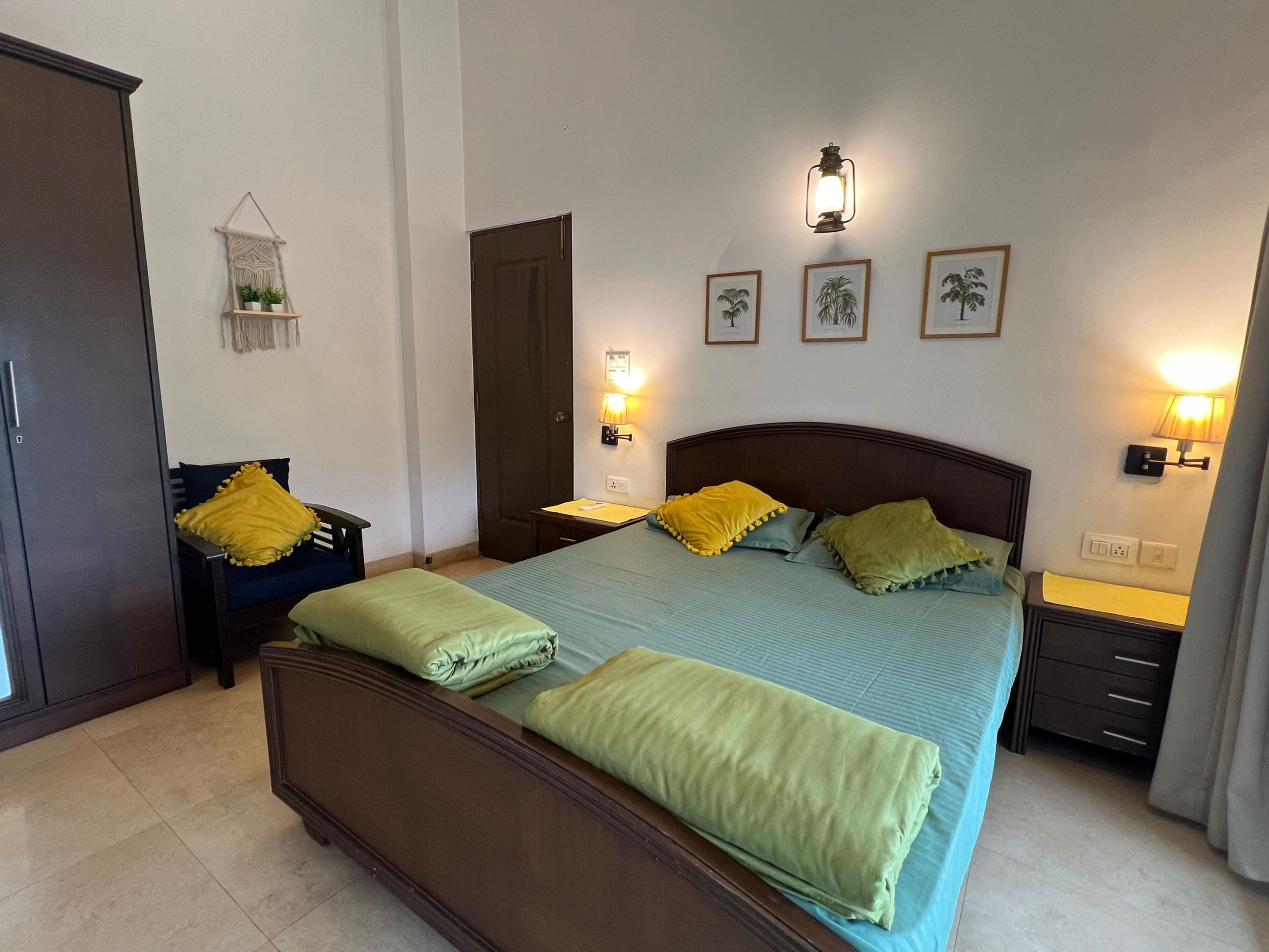 Infinity Pool Ocean View! 2BHK by Kabella! 16