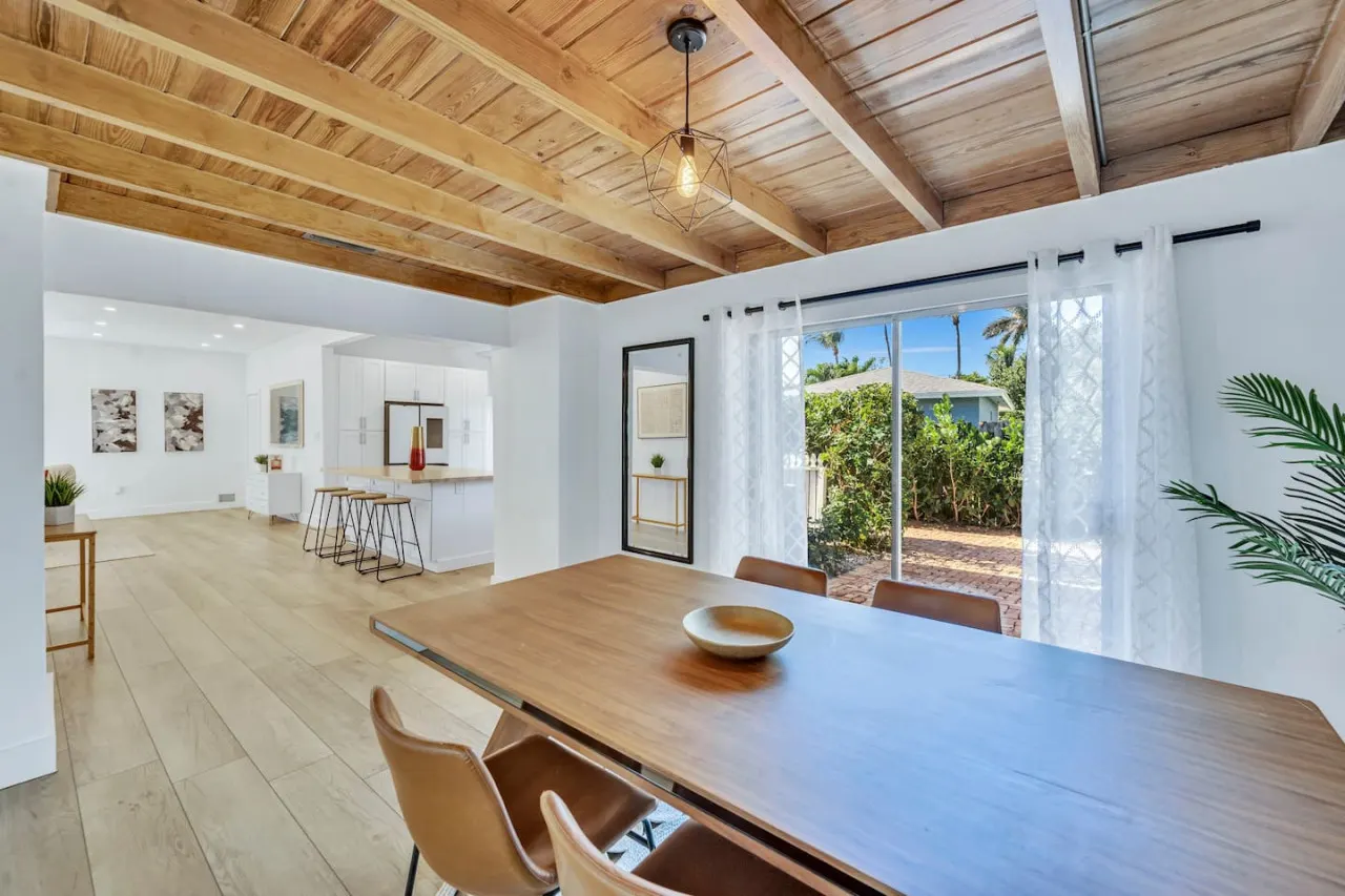 Stunning Tropical Pool House Delray Near The Ocean 13
