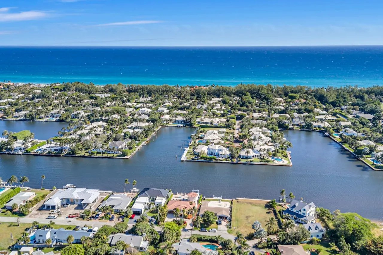 Stunning Tropical Pool House Delray Near The Ocean 6