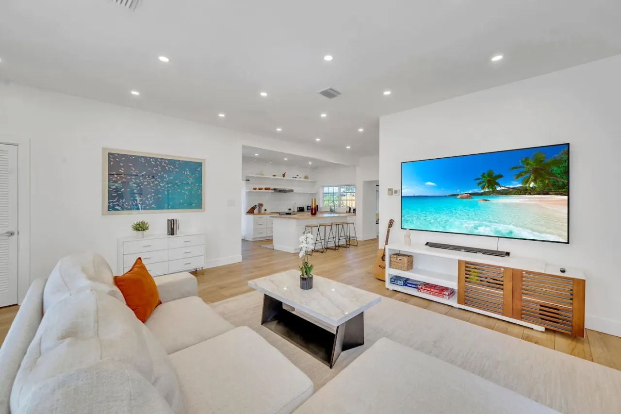 Stunning Tropical Pool House Delray Near The Ocean 7