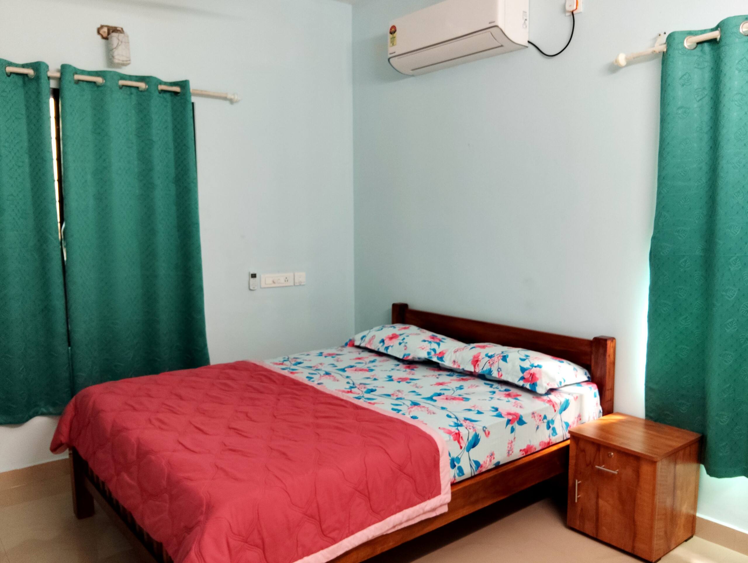 Deep-AC 2BHK Near Temple & Airport| Ground Floor — photo 4
