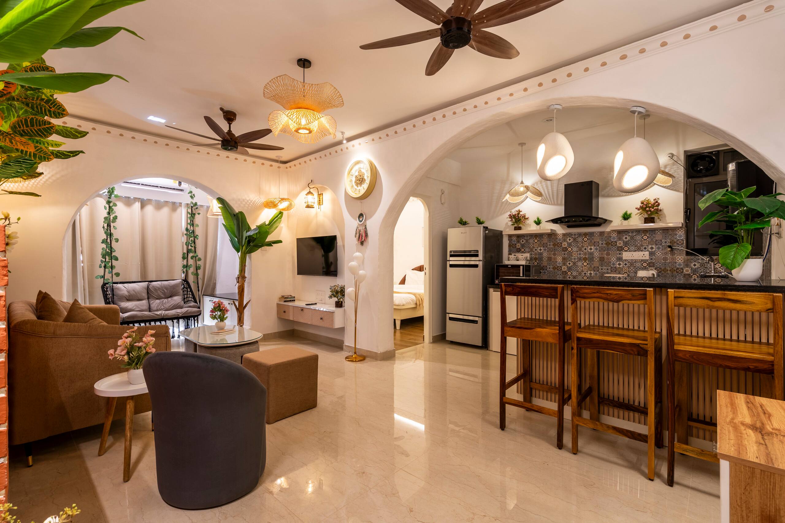 Luxurious Boho Family Suite|Indoor Pool|Near Beach 9