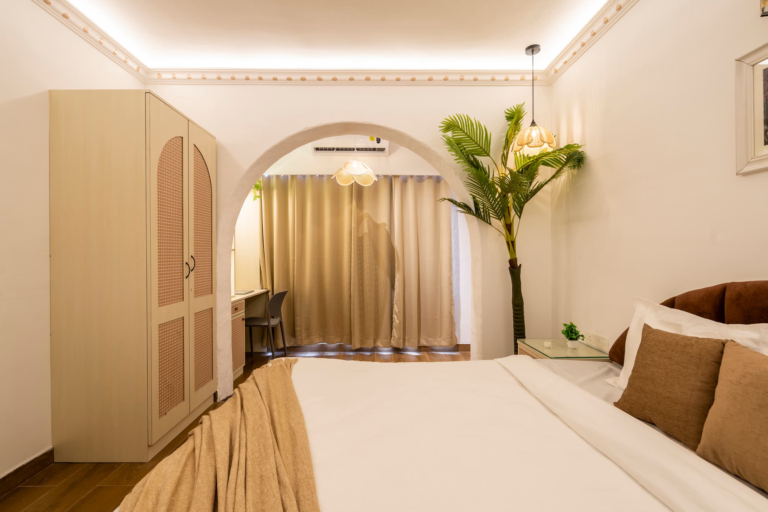 Luxurious Boho Family Suite|Indoor Pool|Near Beach 29