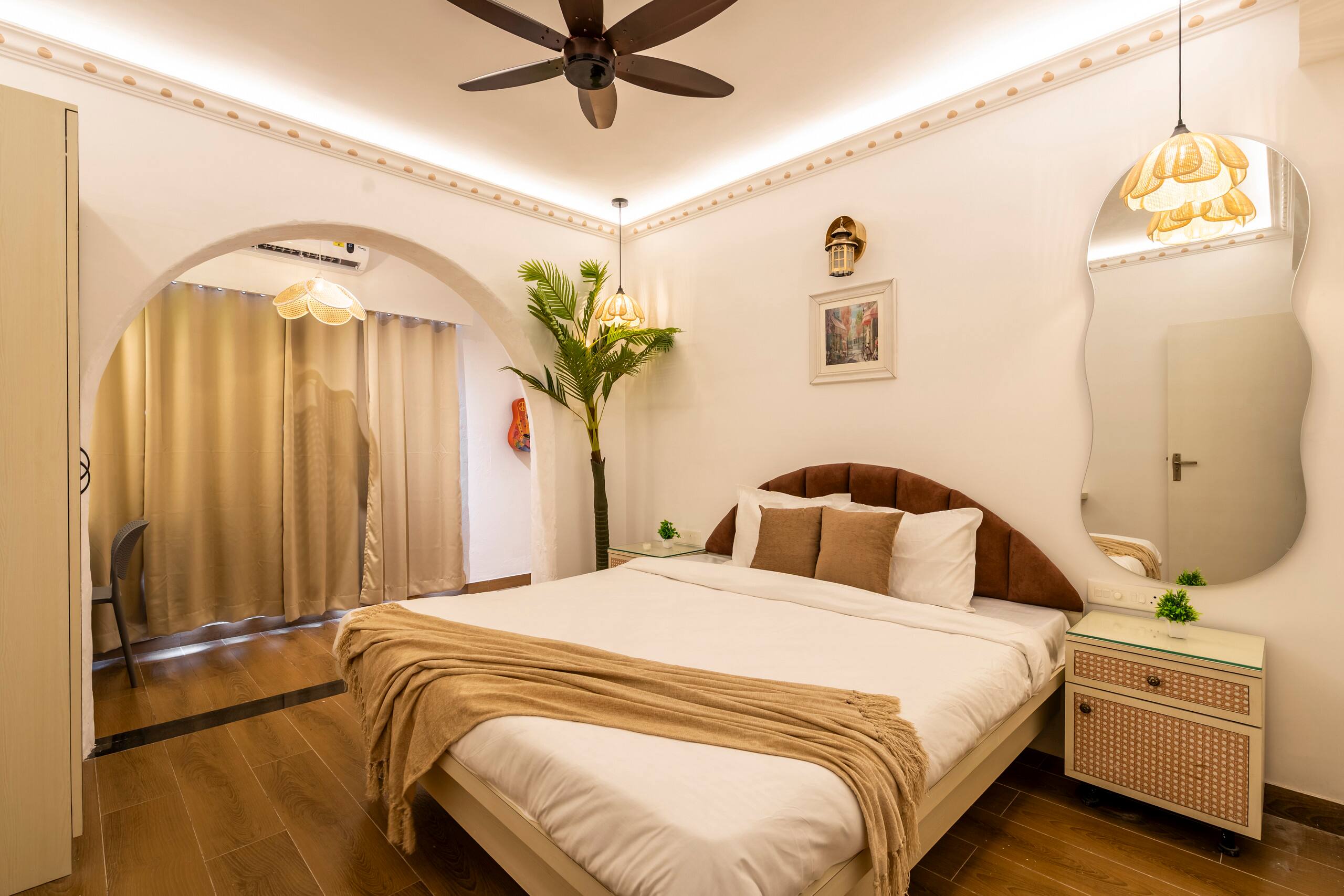 Luxurious Boho Family Suite|Indoor Pool|Near Beach 19