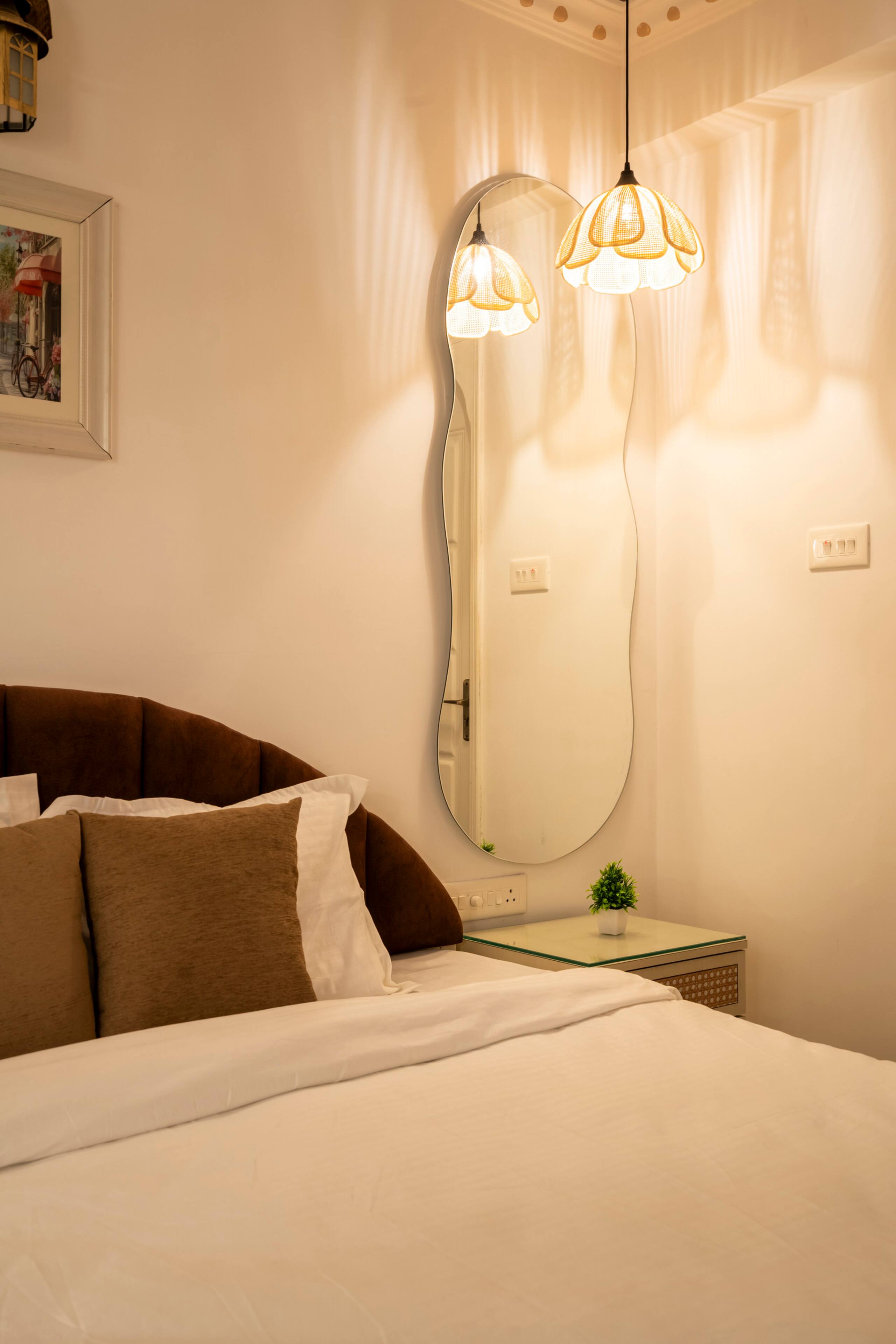 Luxurious Boho Family Suite|Indoor Pool|Near Beach 20