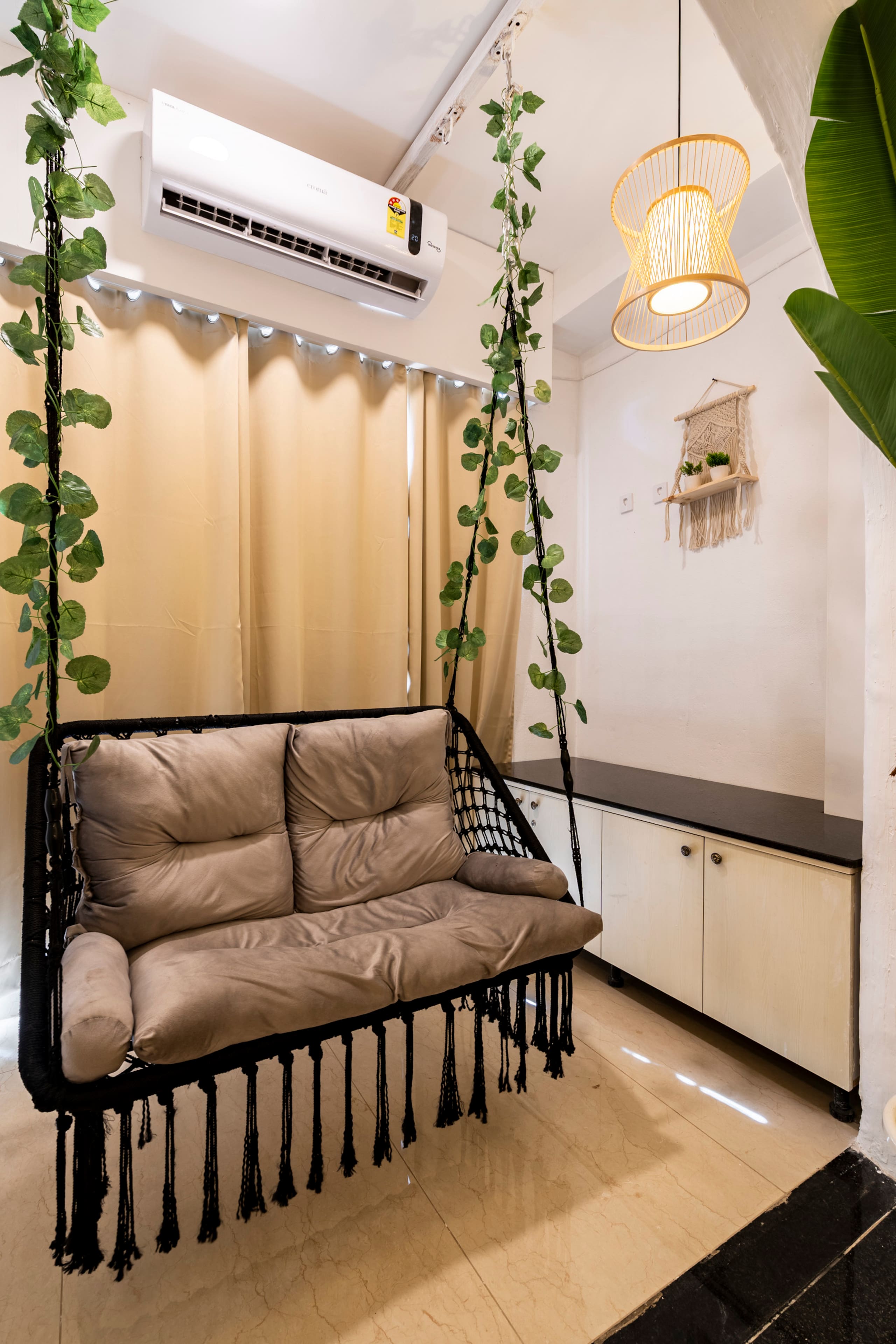 Luxurious Boho Family Suite|Indoor Pool|Near Beach 13