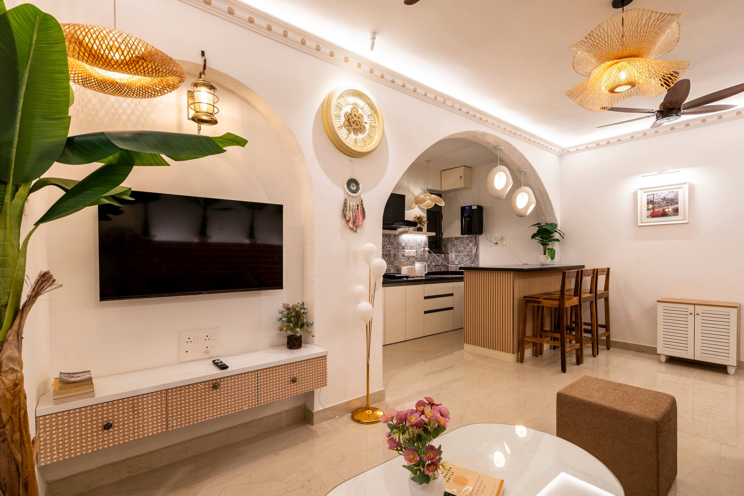 Luxurious Boho Family Suite|Indoor Pool|Near Beach 14