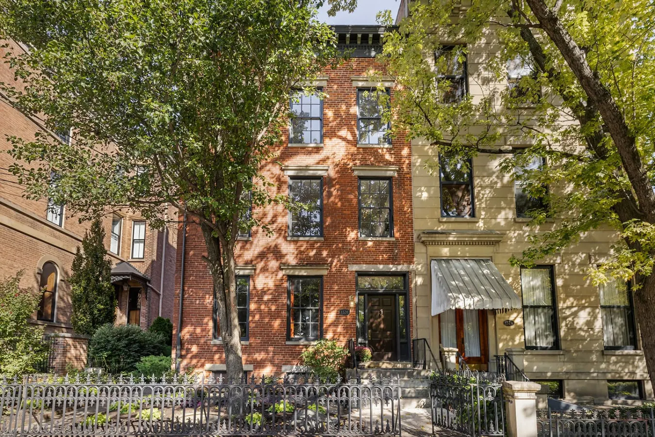 Palatial Parkside 3bd Home, Luxury Retreat 8