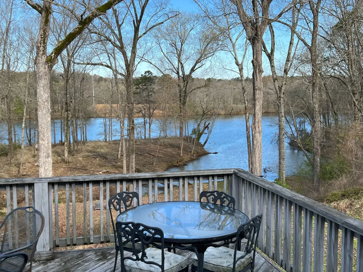 Blue Moon Lake House at Diamondhead Resort 3