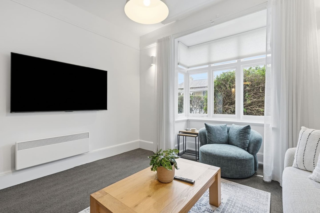 North Hobart Cottage, 1 min to Elizabeth St Eats 6