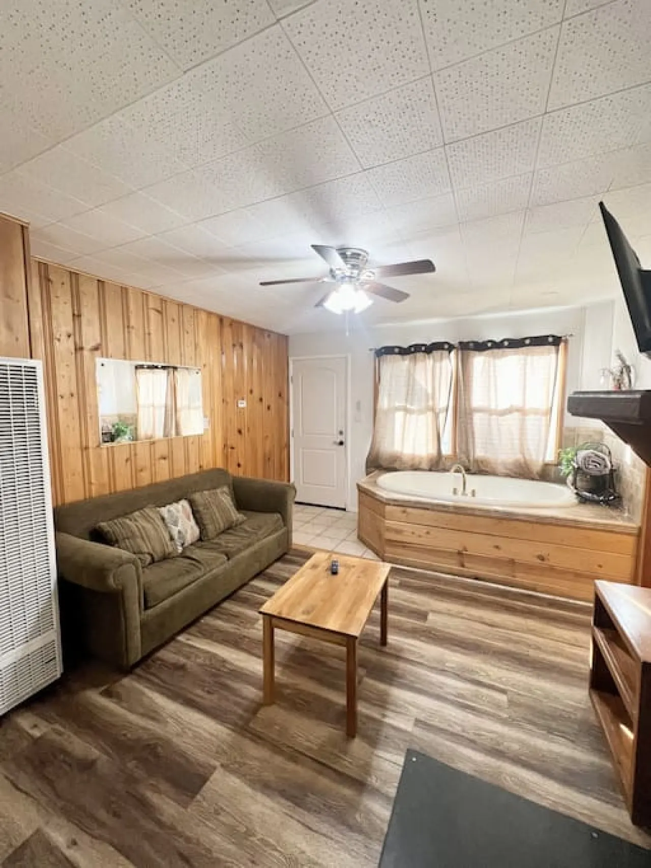 Timber Haven Cabin #1 - Hot Tub 8