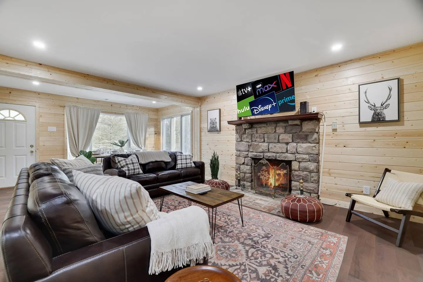 Modern Mtn Escape! HotTub-FirePit-Hammock-Games 9