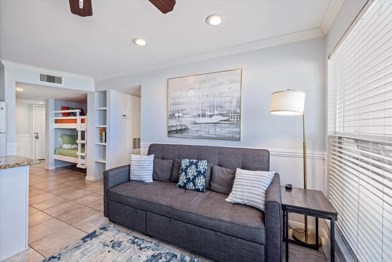 A Beachside Retreat! 11