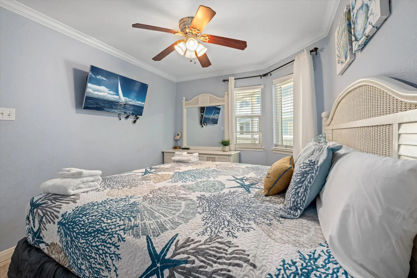 A Beachside Retreat! 18