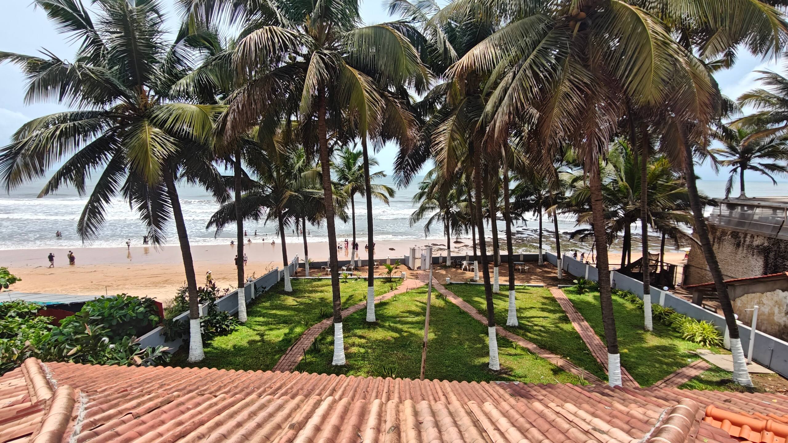 Cozy guesthouse by Anjuna Beach near Curlies Shack 12