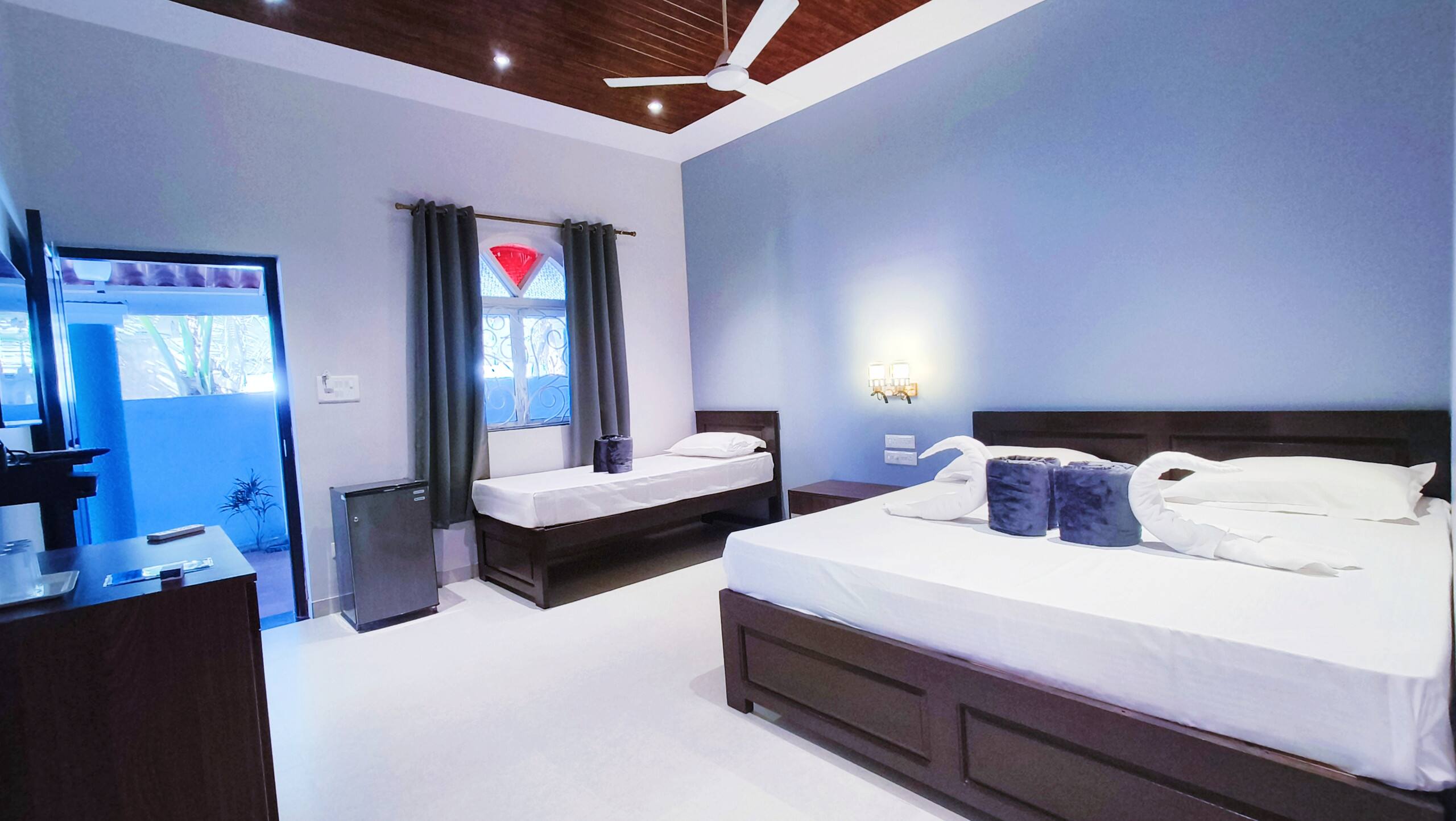 Cozy guesthouse by Anjuna Beach near Curlies Shack 8