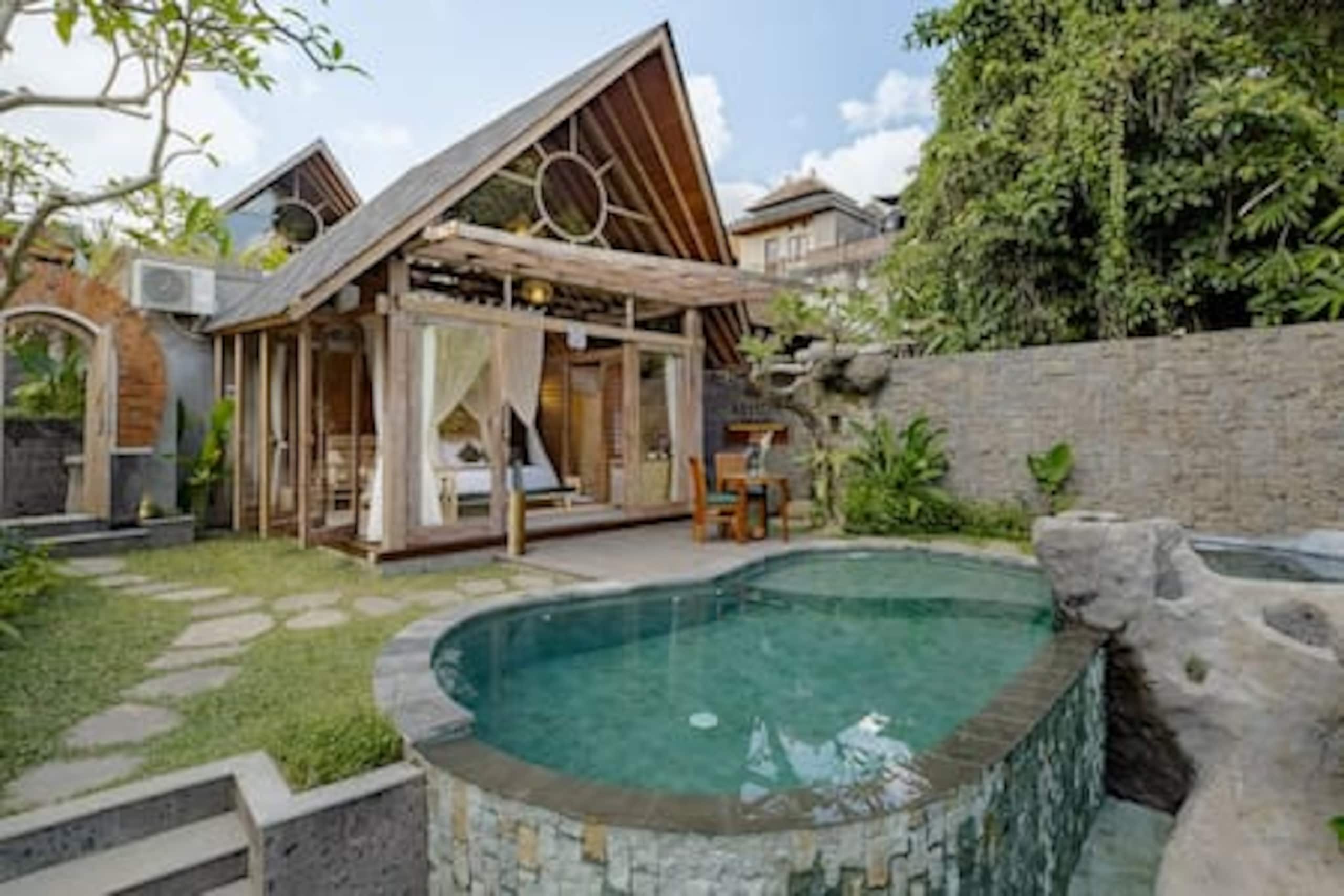 Rustic Wooden 1 BR Private Pool Villa 16
