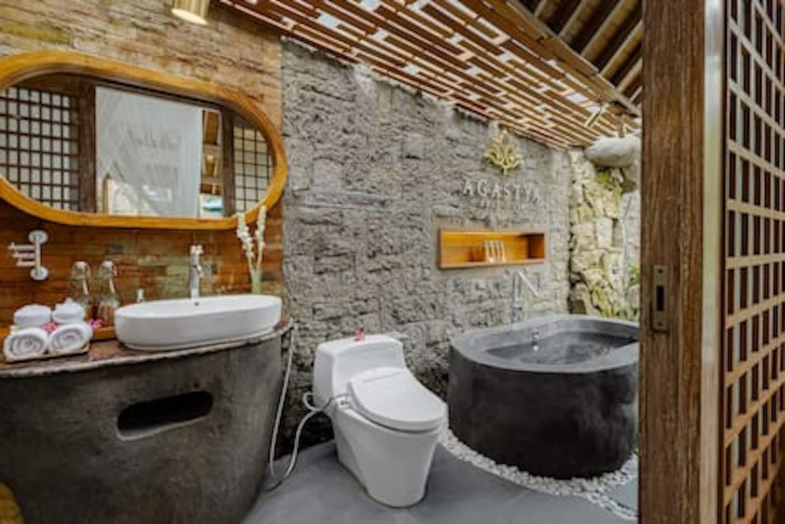 Rustic Wooden 1 BR Private Pool Villa — photo 4