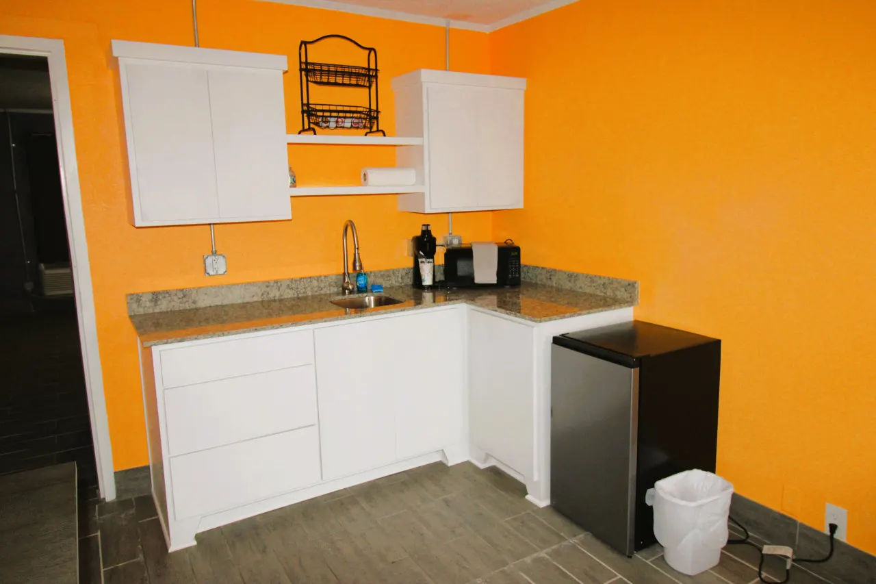 The Hamilton at 1611 Residences 13