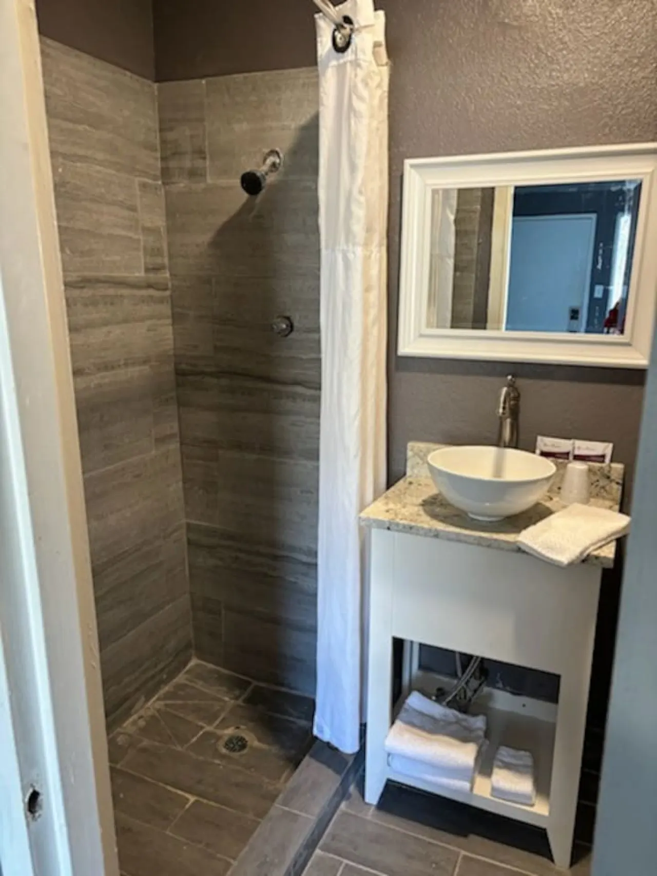 The Hamilton at 1611 Residences 14