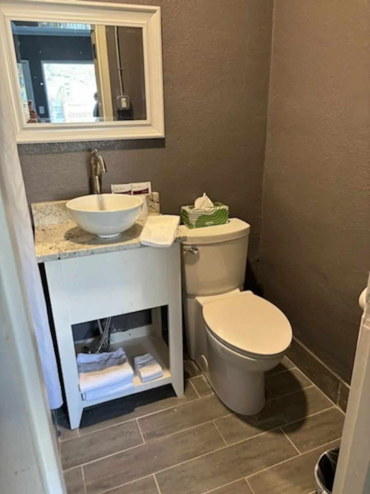 The Hamilton at 1611 Residences 15