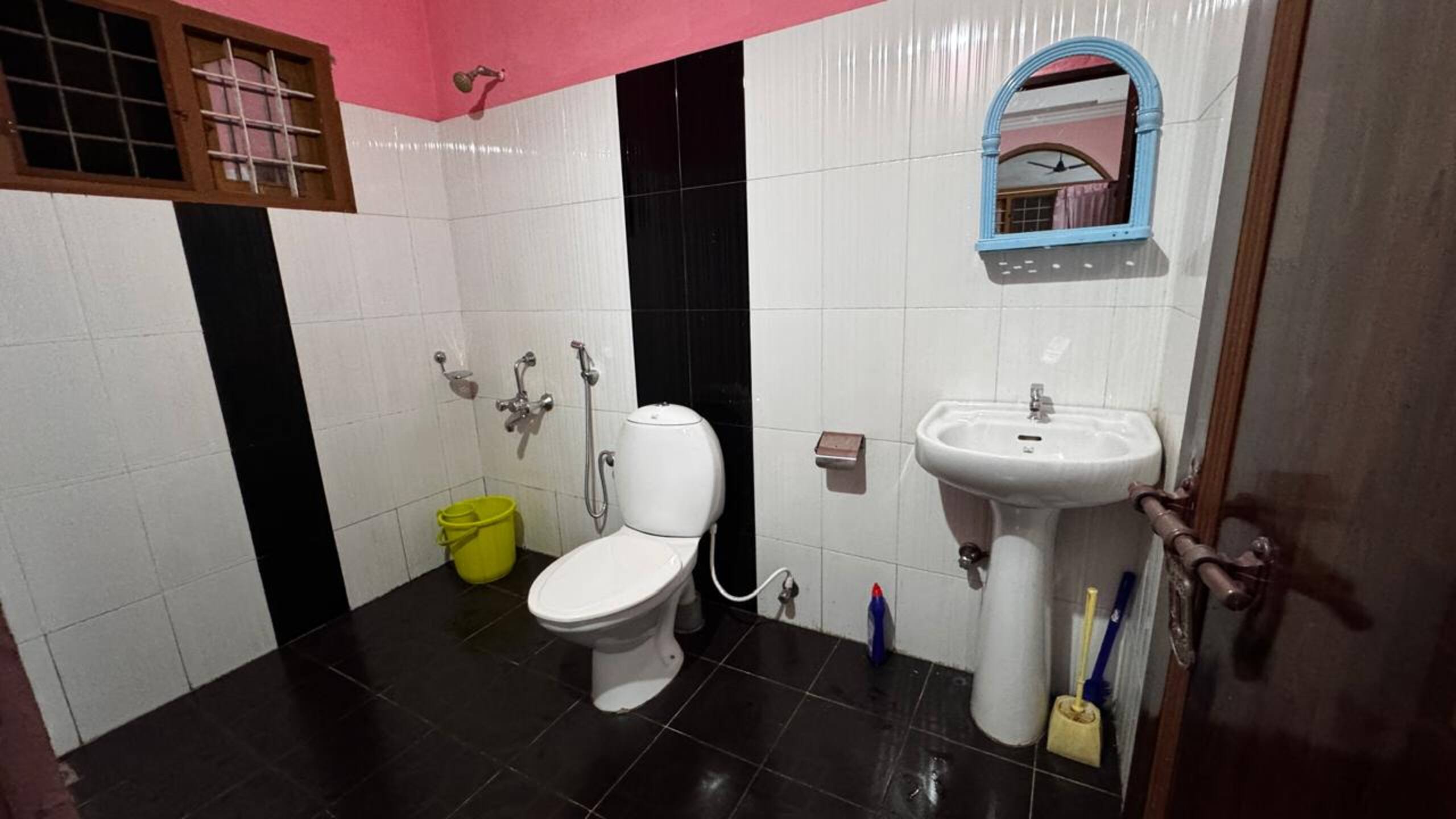 Bougainvillea Vazhakkala Kochi 5BHK House 16