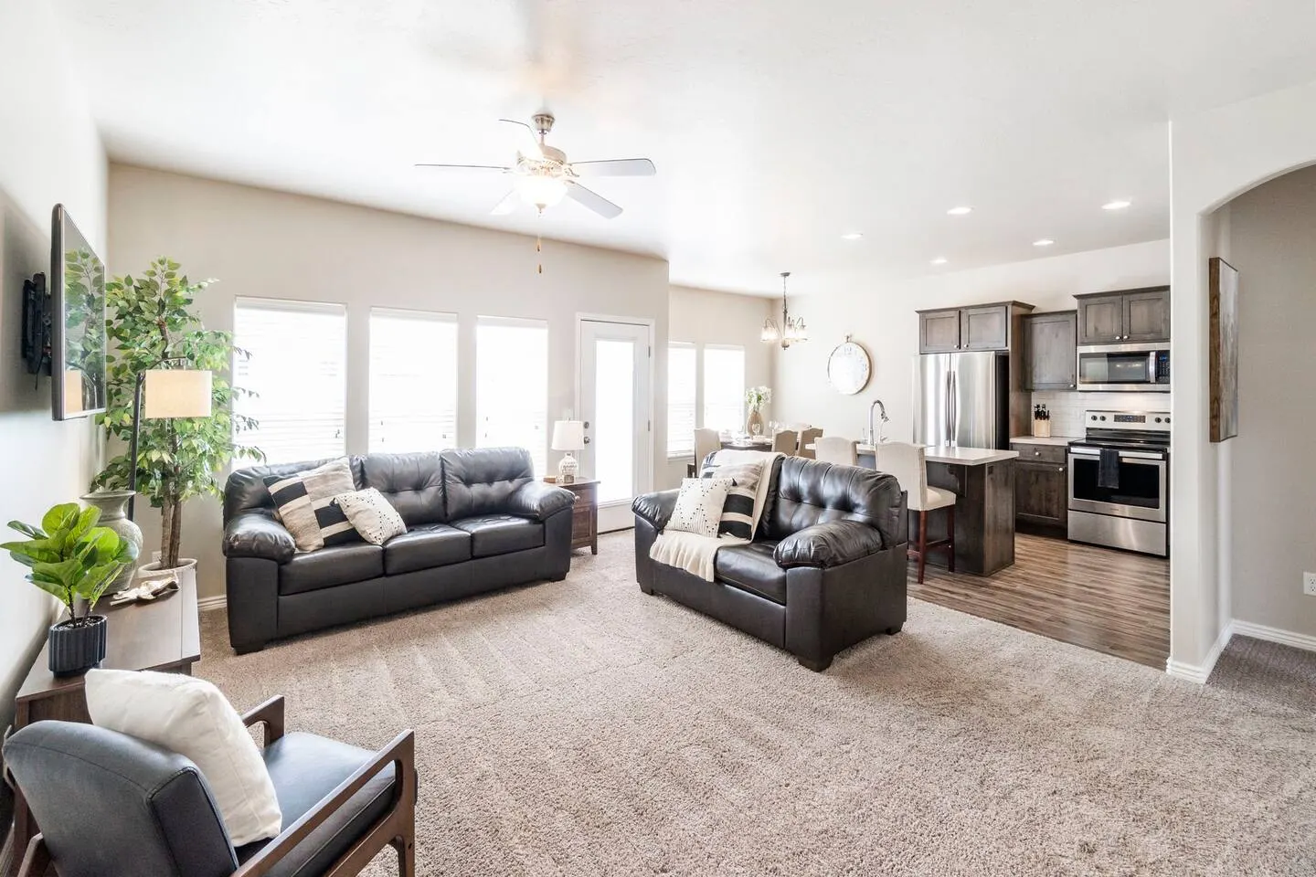TJ Rancher Home, Wifi, King Beds 7