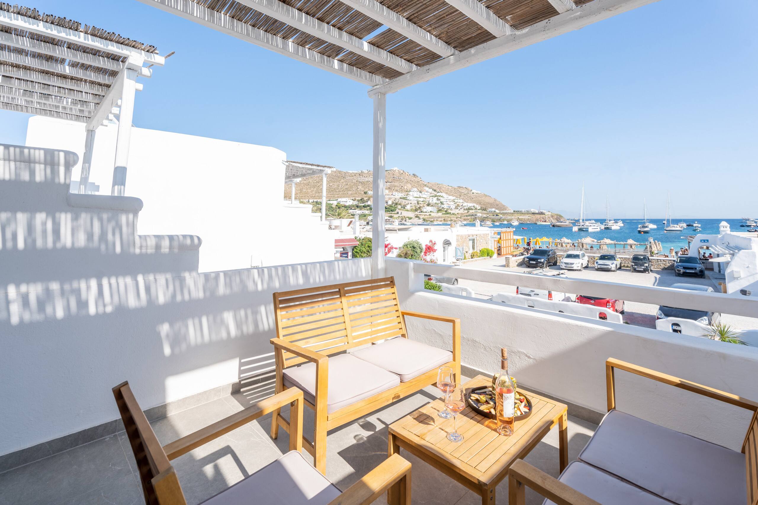 The Absolute WaterFront + Balcony + Parking 17