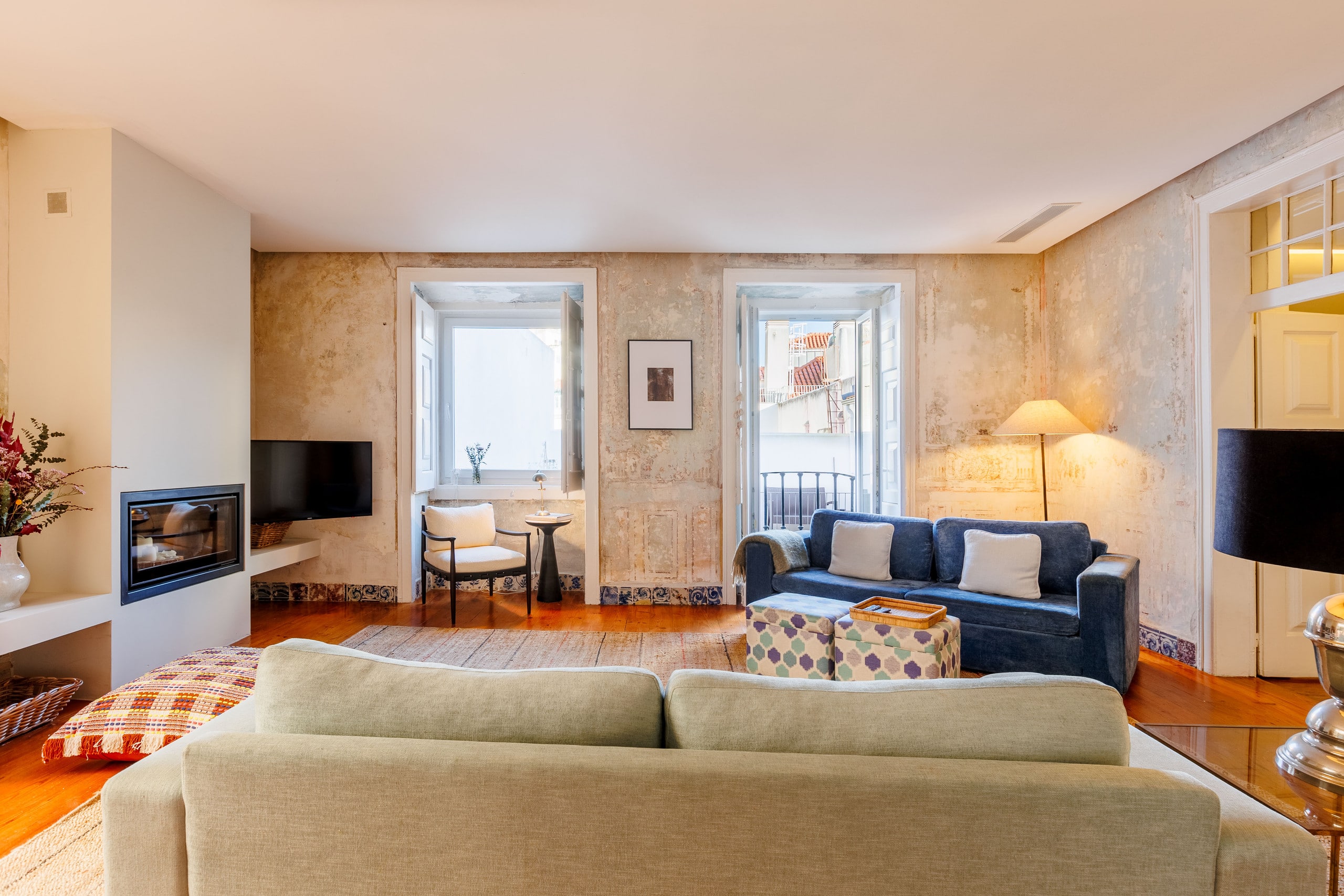 Charming Apt Heated Pool & Private Garden 10