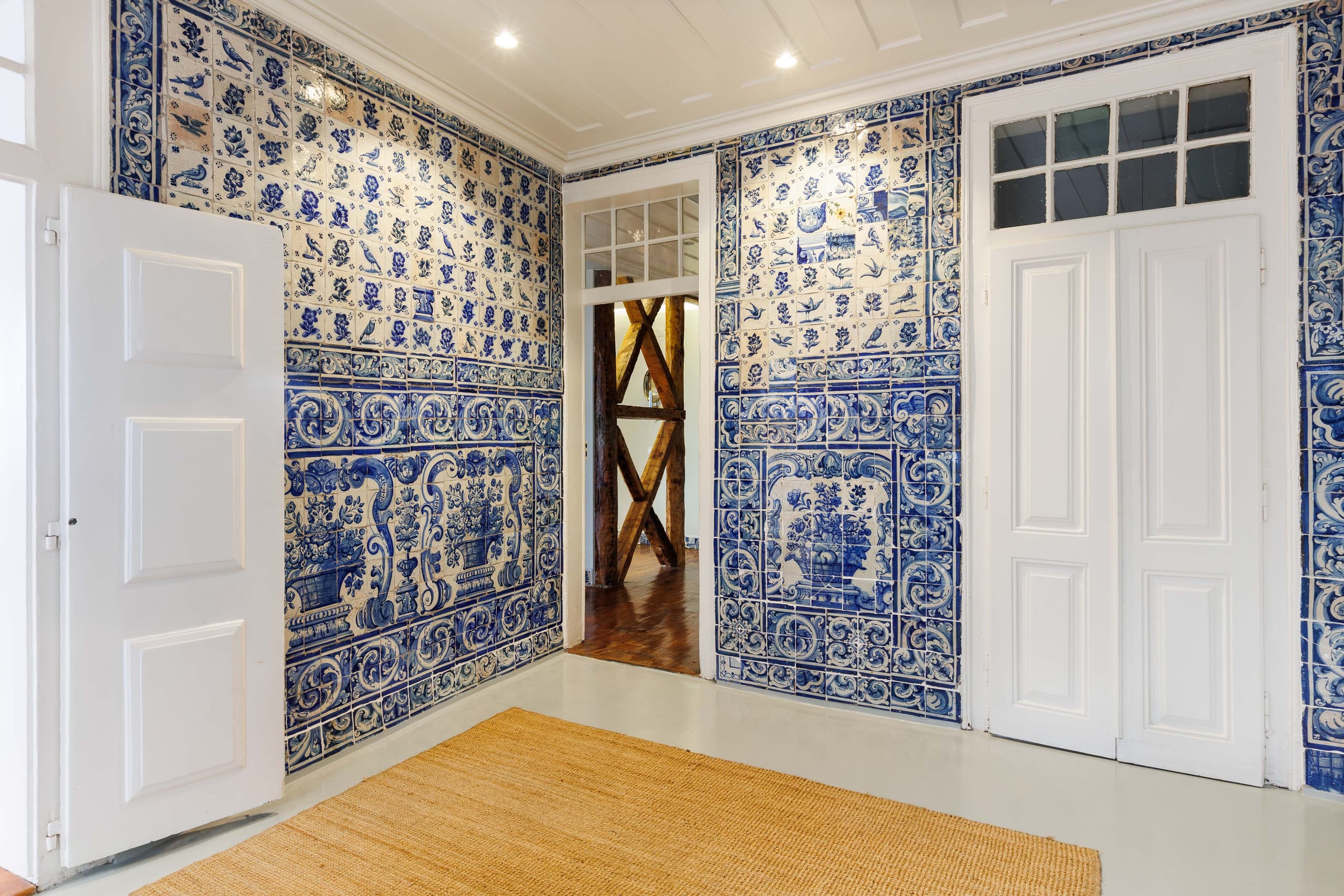 Charming Apt Heated Pool & Private Garden 27