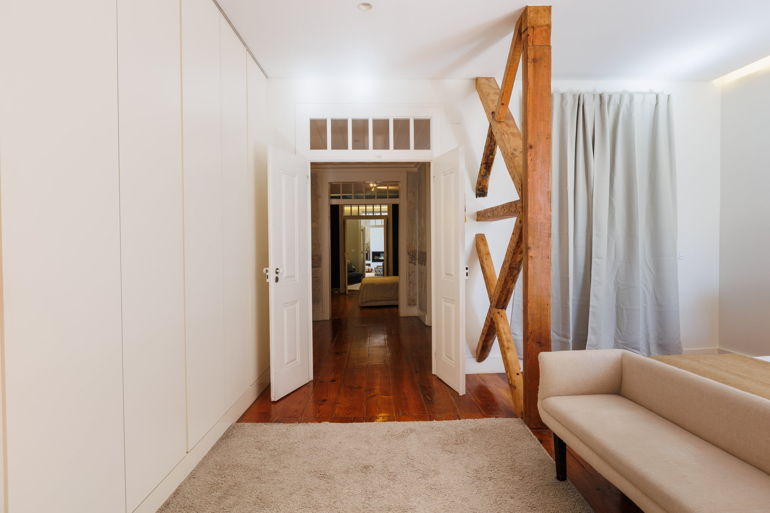 Charming Apt Heated Pool & Private Garden 36