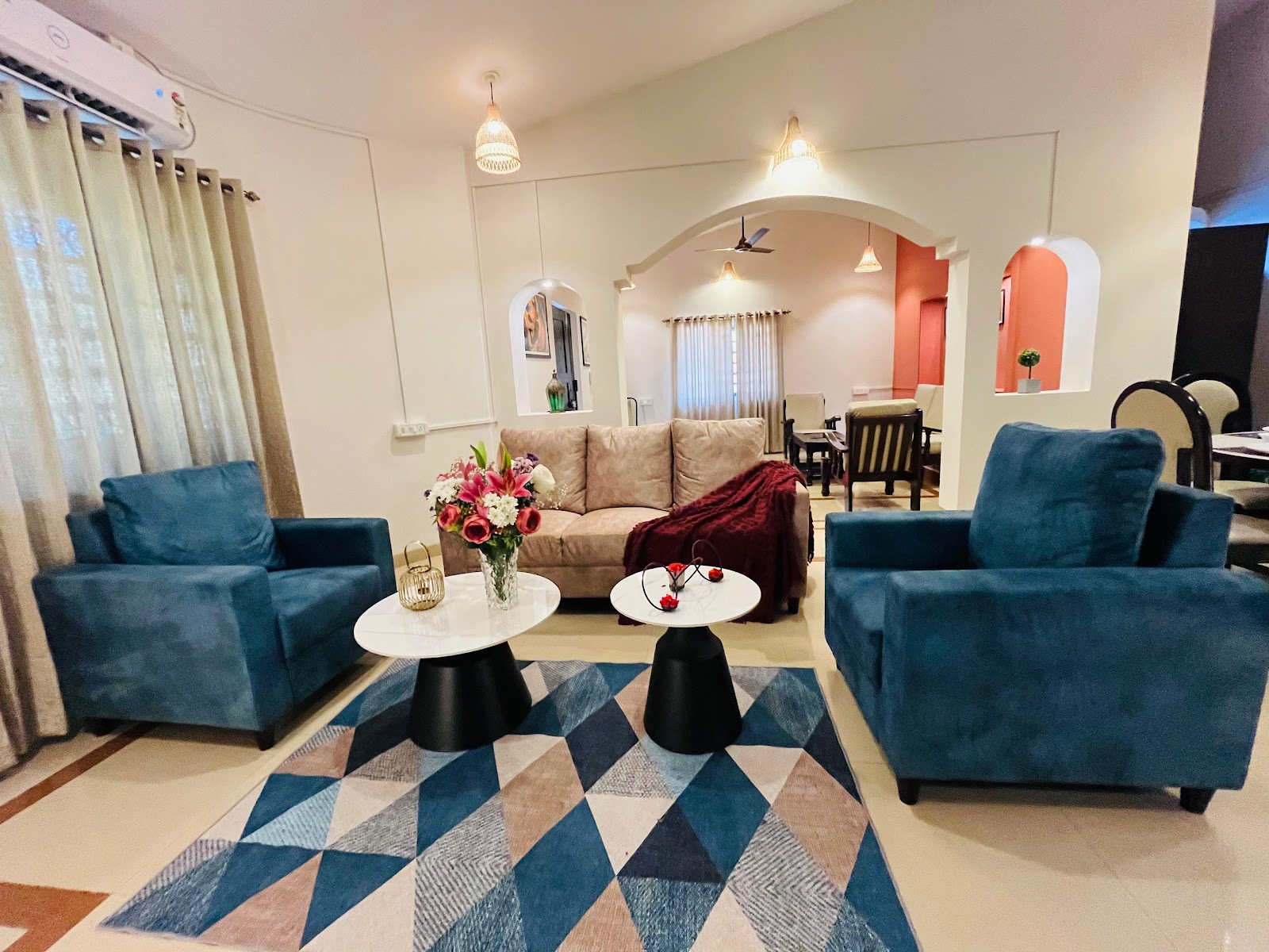 3.5BHK Villa w/ Terrace Jacuzzi & Pool near Anjuna 10