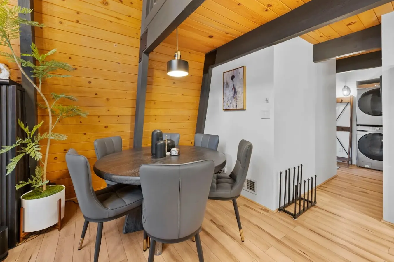 Serenity Cabin, Walk to Slopes, Hot tub, Fire Pit 18