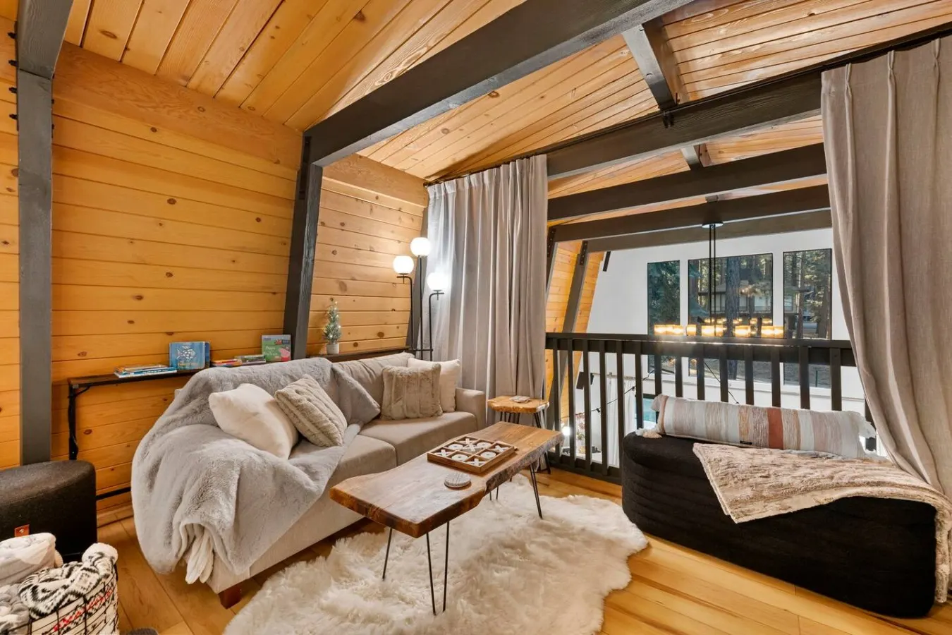 Serenity Cabin, Walk to Slopes, Hot tub, Fire Pit 19