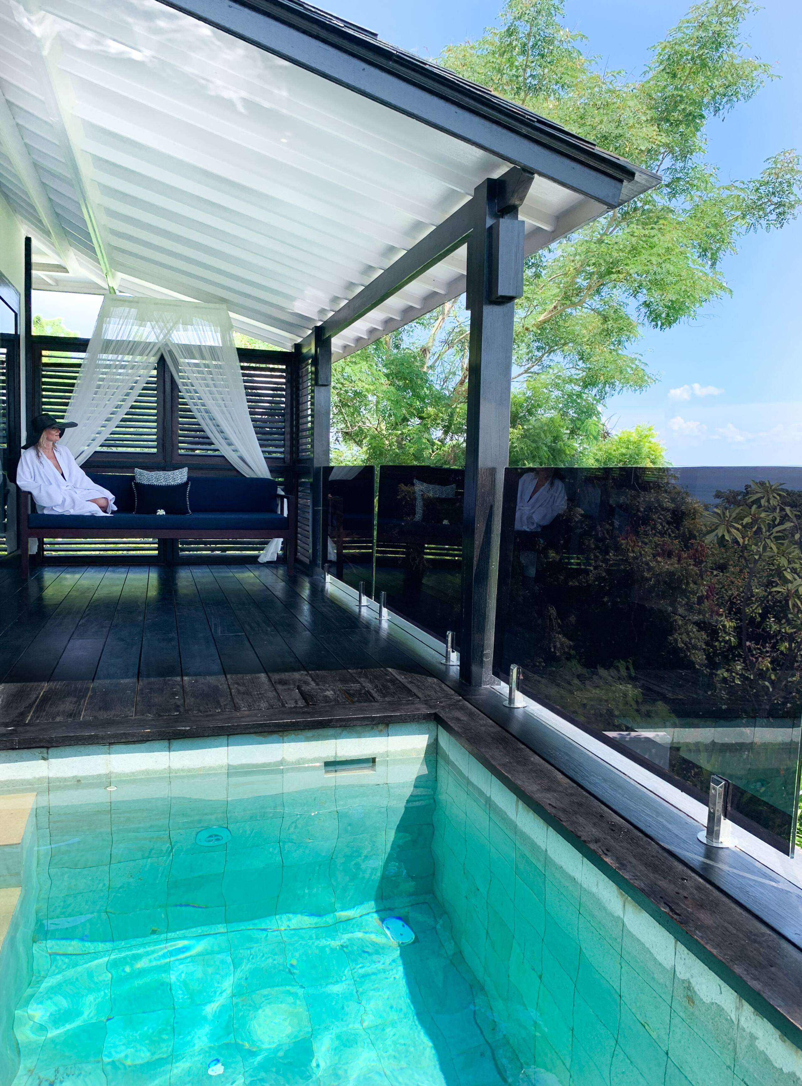 Batu Karang - Superior 1BRV with Plunge Pool 11