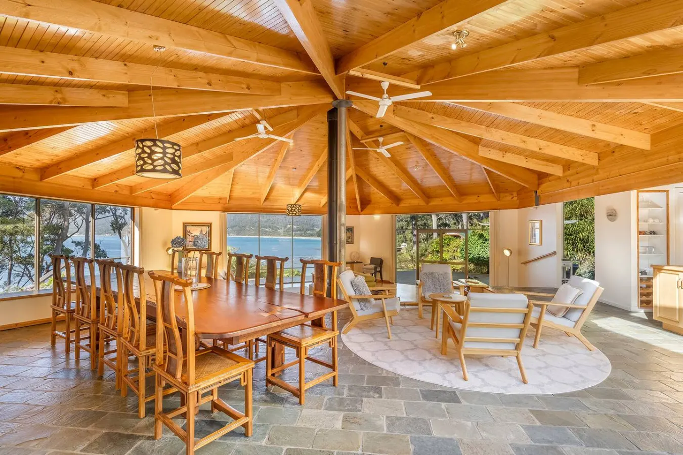 Osprey Lodge 16