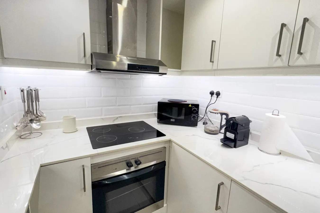 Jumeriah Lake Tower - Lake View - 2 Bedroom (JLT) 15