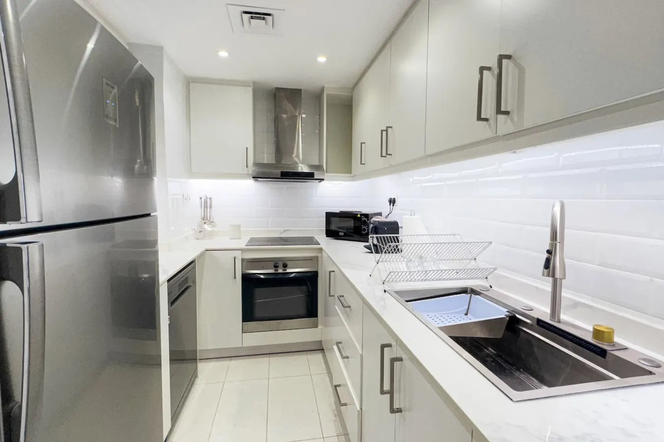 Jumeriah Lake Tower - Lake View - 2 Bedroom (JLT) 16
