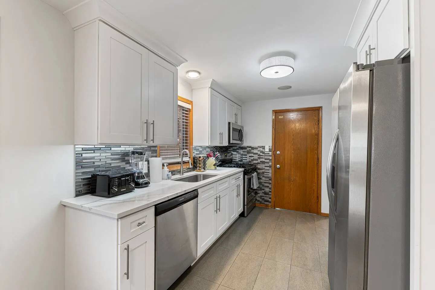 Fabulous 3 Bedroom in the Heart of North Center 4