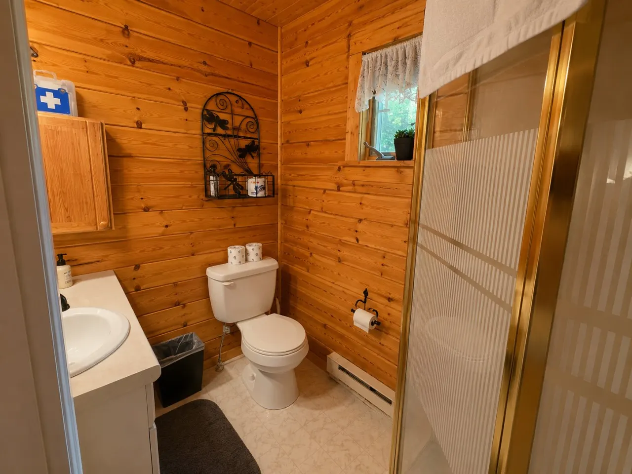 Village Pines Cabin 18