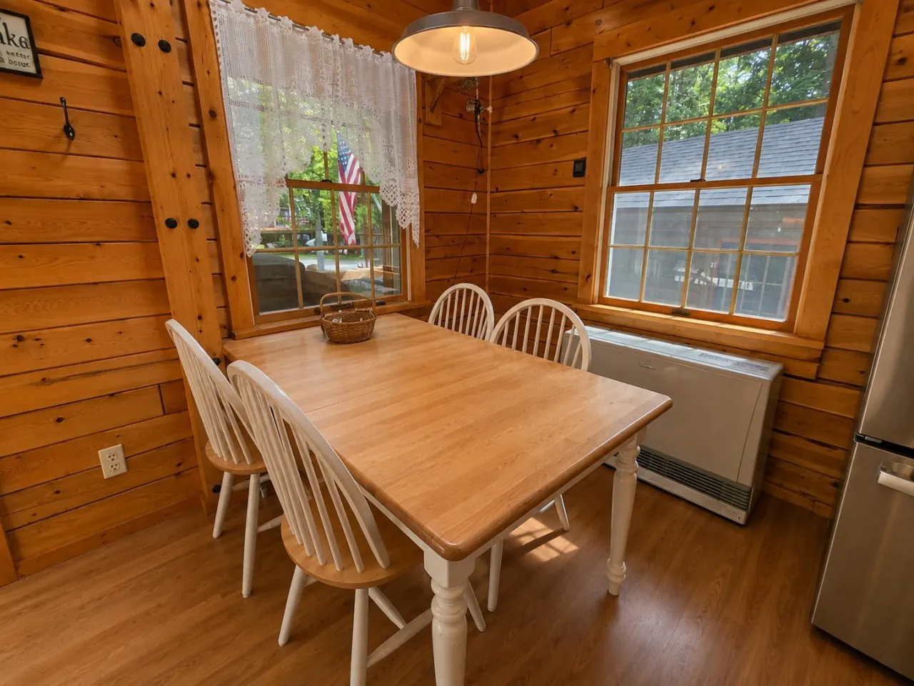 Village Pines Cabin — photo 4