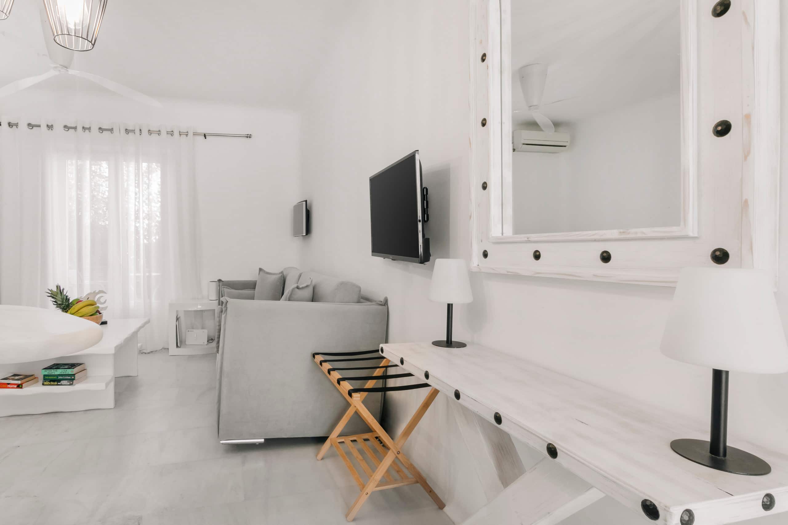 Private Town Residence Apartment by Mykonos Eight 7